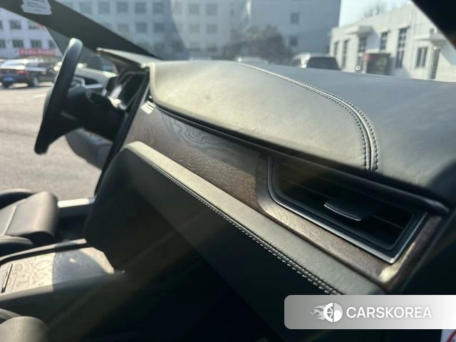 Tesla Model S id 4208250 из Китая 19