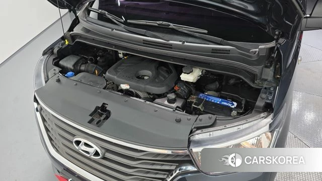 Hyundai The New Grand Starex id 4684558 из Кореи 16