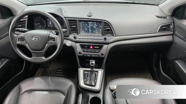 Hyundai Avante AD id 4530964 из Кореи 26