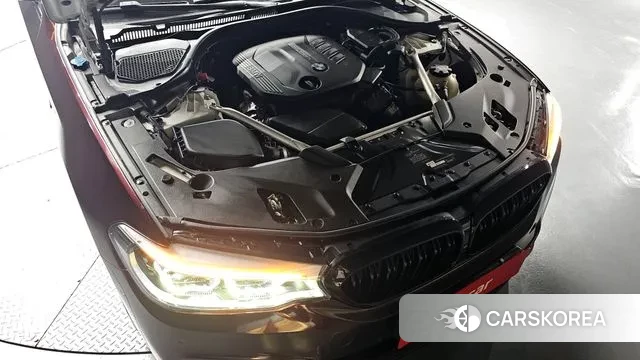 BMW 5 Series (G30) id 3166058 из Кореи 16