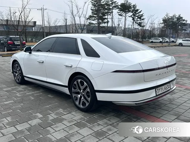 Hyundai Grandeur Hybrid (GN7) id 3756908 из Кореи 16
