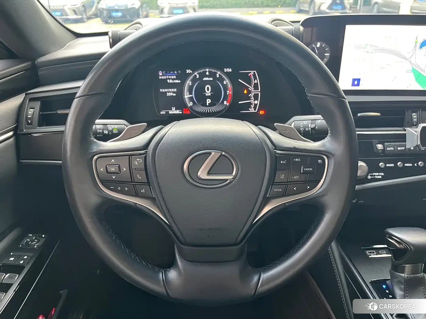 Lexus ES id 4559756 из Китая 12
