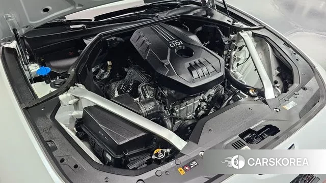 Genesis The New G70 id 3042845 из Кореи 16