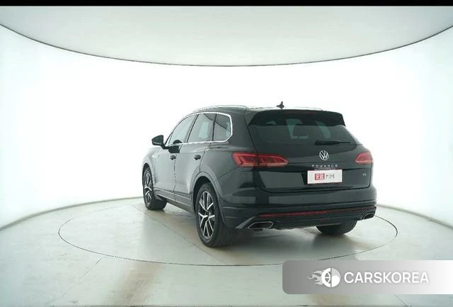 Volkswagen Touareg id 4328802 из Китая 13