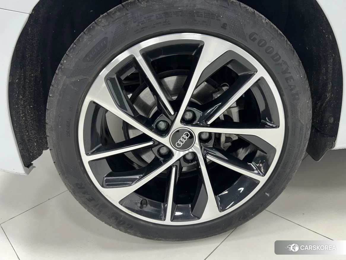 Audi A3 id 4407358 из Китая 22