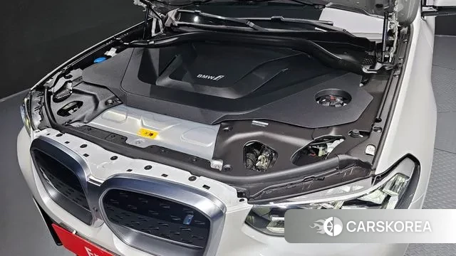 BMW iX3 id 3031979 из Кореи 16