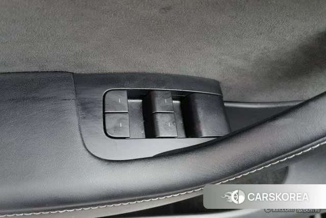 Tesla Model Y id 4210428 из Китая 20