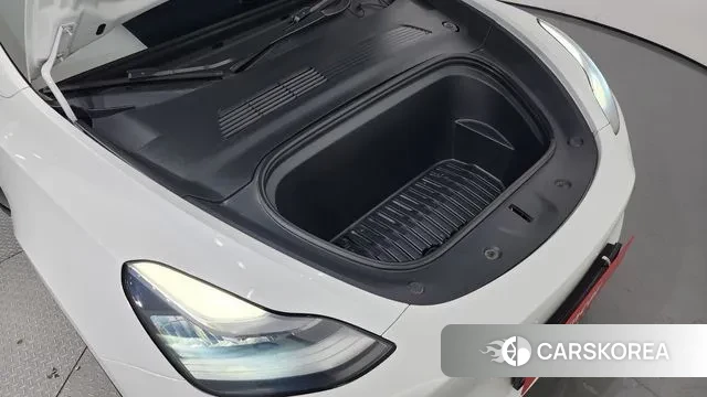 Tesla Model Y id 2975797 из Кореи 16