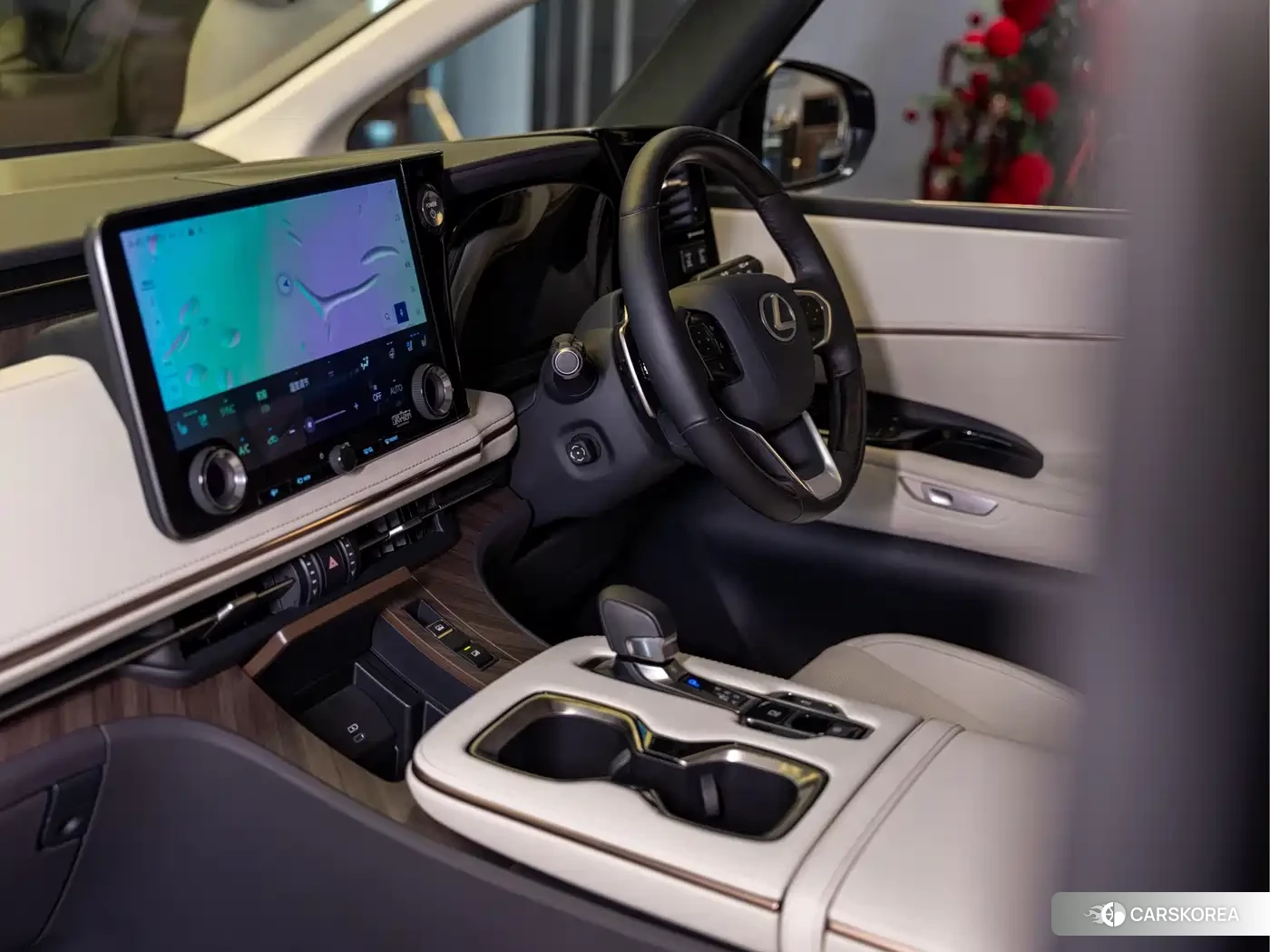 Lexus LM id 4628319 из Китая 14
