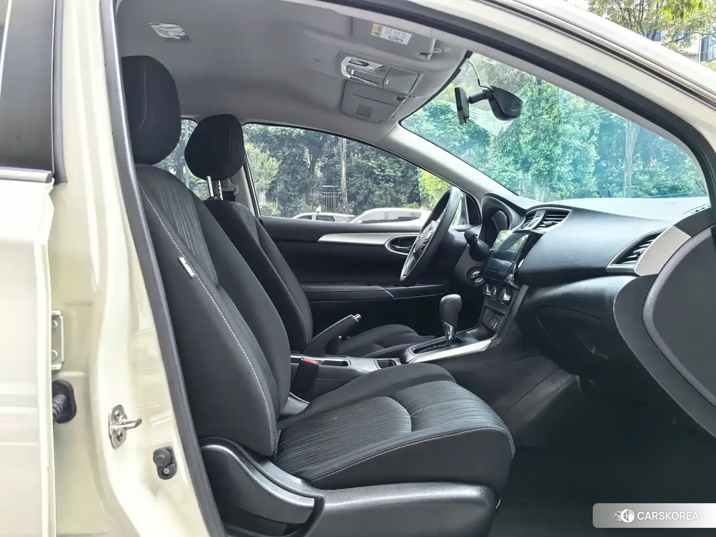 Nissan Sylphy id 4669270 из Китая 15