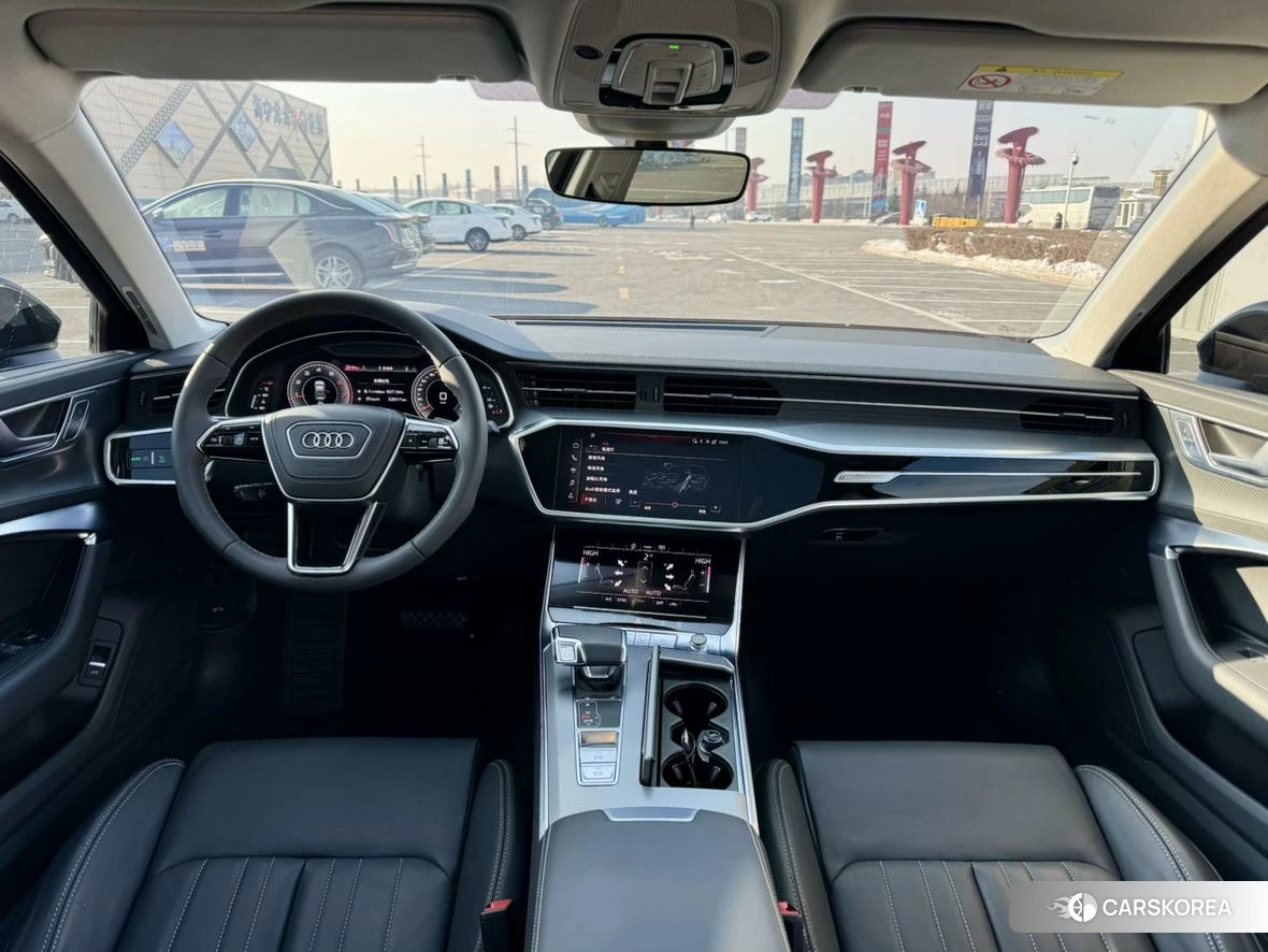 Audi A6L id 4479585 из Китая 10