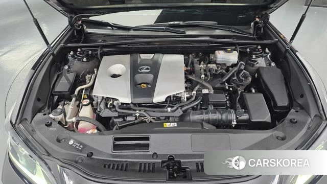 Lexus ES300h 7th generation id 4595305 из Кореи 16