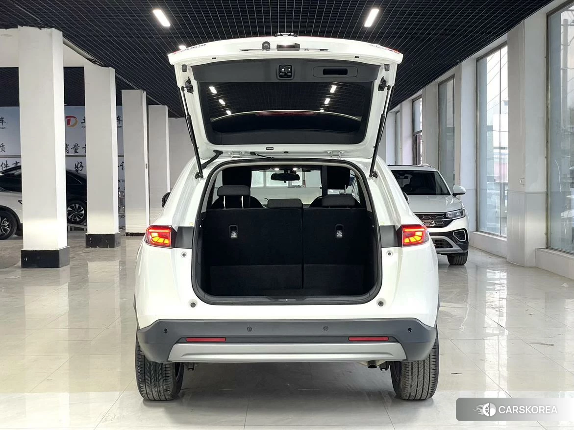 Honda Vezel id 4504804 из Китая 13