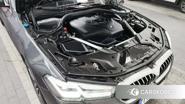 BMW 5 Series (G30) id 3415936 из Кореи 16