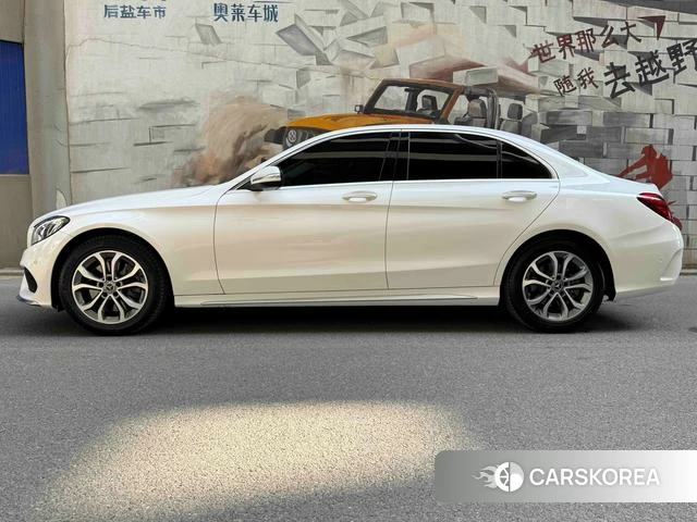 Mercedes-Benz Class C id 4236546 из Китая 7