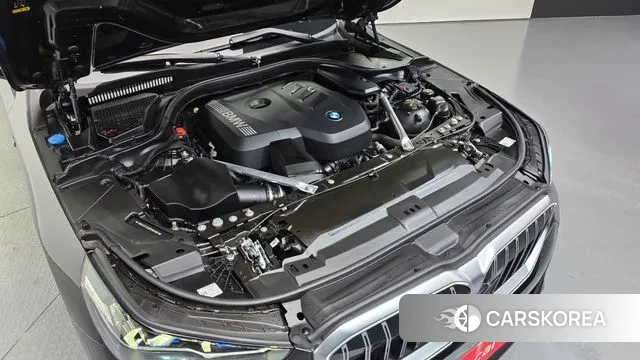 BMW 5 Series (G60) id 3026686 из Кореи 16