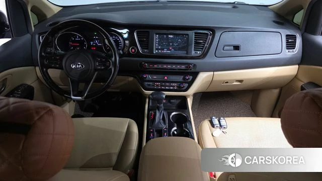 Kia The New Carnival id 4760351 из Кореи 32