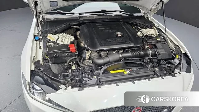 Jaguar XE id 3622656 из Кореи 16