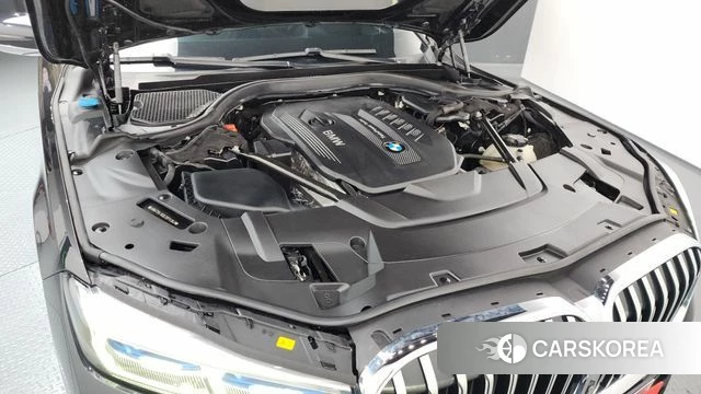 BMW 7 Series (G11) id 4429974 из Кореи 32