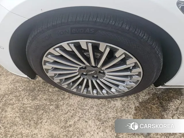 Genesis Electrified G80 (RG3) id 3566282 из Кореи 10