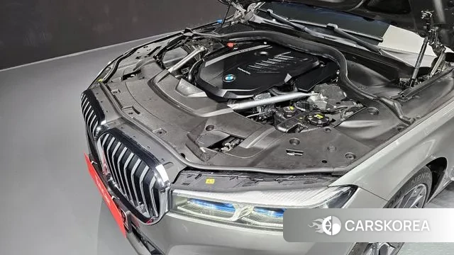 BMW 7 Series (G11) id 3504699 из Кореи 16