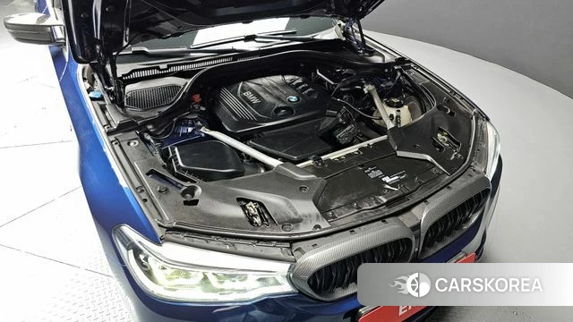 BMW 5 Series (G30) id 3966446 из Кореи 16