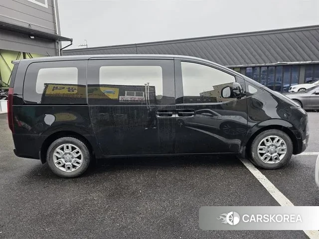 Hyundai Staria id 3247306 из Кореи 14