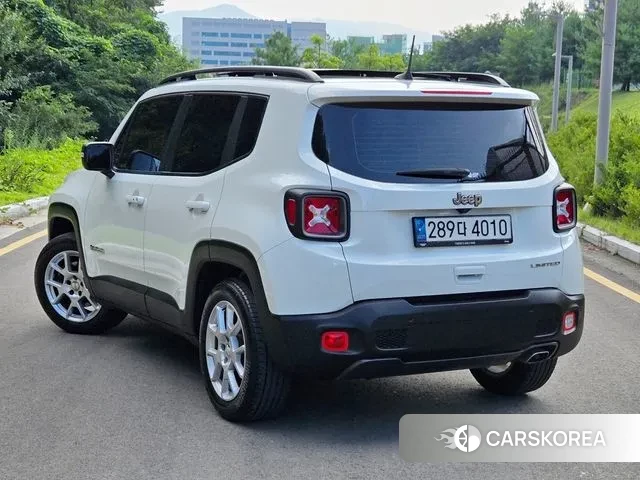 Jeep Renegade id 3043700 из Кореи 16