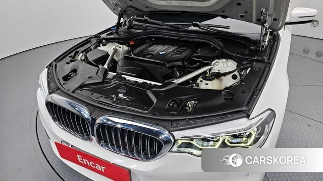 BMW 5 Series (G30) id 4246208 из Кореи 26