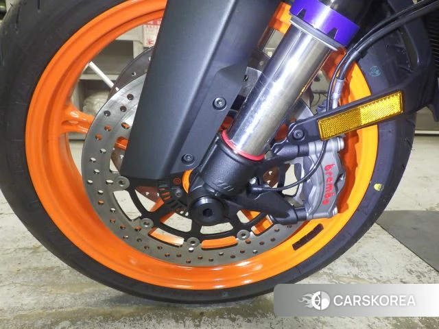 Проданный KTM 1290 SUPER DUKE R id 3996526 из Японии, фото 20