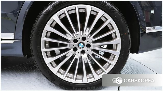 BMW X7 (G07) id 3842598 из Кореи 16