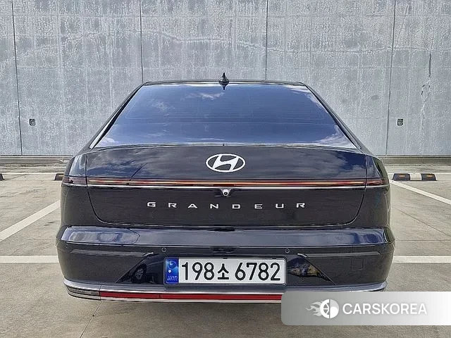 Hyundai Grandeur (GN7) id 3734849 из Кореи 16