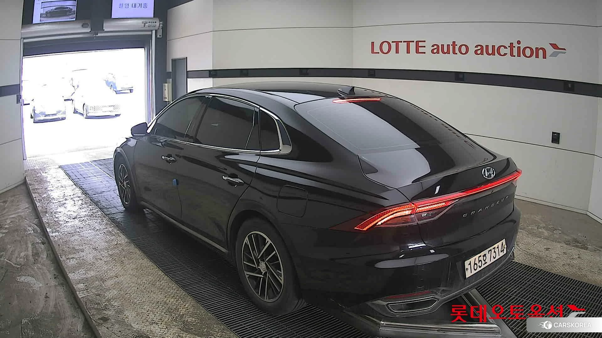 Hyundai Grandeur id 3888311 из Кореи 32