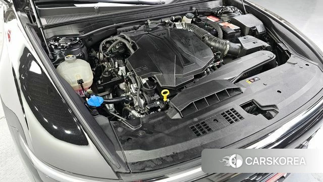 Hyundai Grandeur (GN7) id 4177785 из Кореи 16