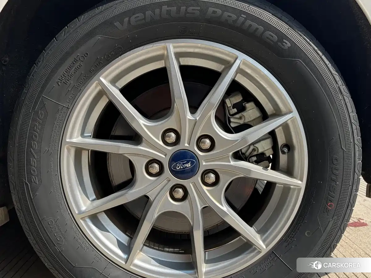Ford Fox id 4514397 из Китая 17