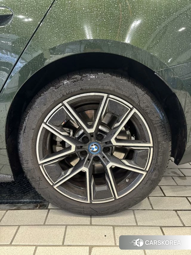 BMW i4 id 4314329 из Китая 8
