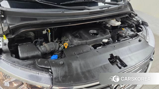 Hyundai The New Grand Starex id 3873523 из Кореи 16