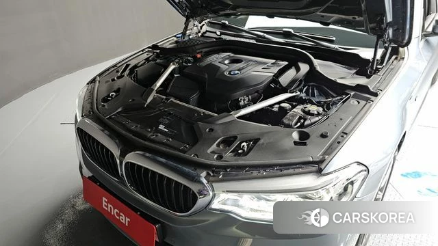 BMW 5 Series (G30) id 3814511 из Кореи 16