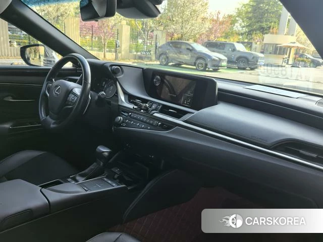 Lexus ES id 4221358 из Китая 13