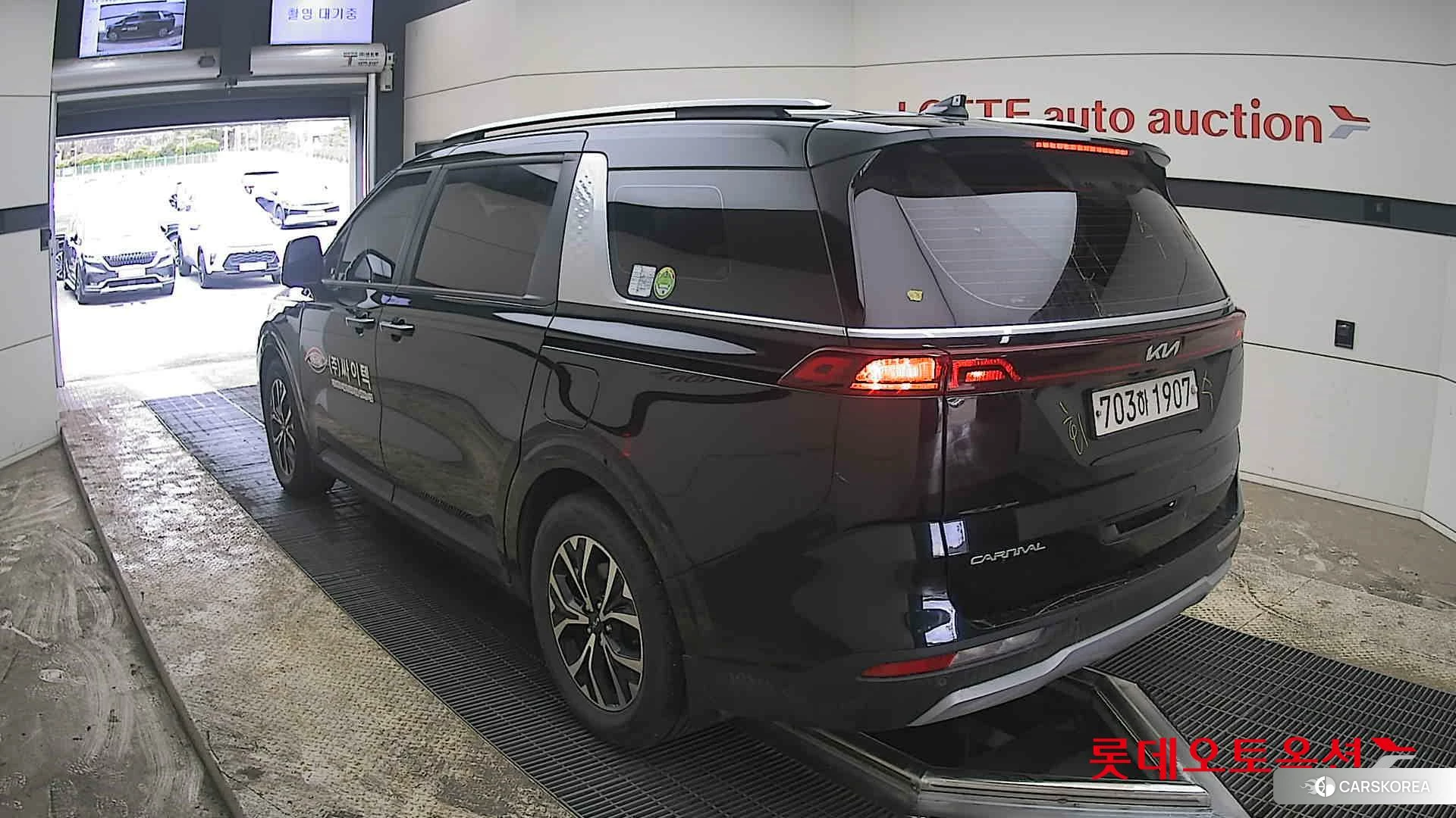 Kia Carnival id 3869415 из Кореи 33