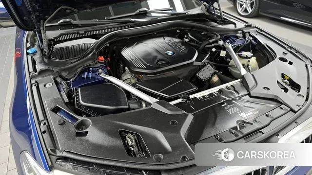 BMW 5 Series (G30) id 3391112 из Кореи 16