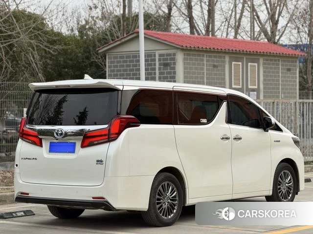 Toyota Elfa 2021 Белый из Китая, фото 6