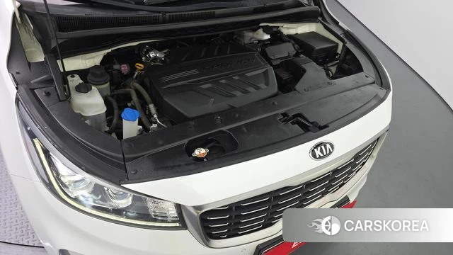 Kia The New Carnival id 4397833 из Кореи 16