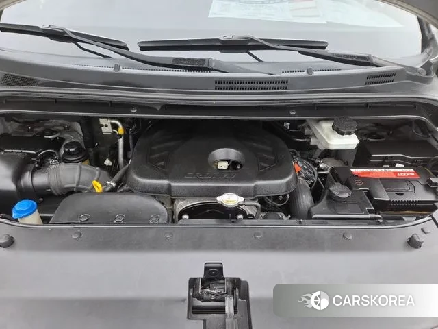 Hyundai The New Grand Starex id 3182541 из Кореи 16