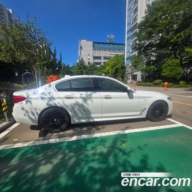 BMW 5 Series (G30) id 2917889 из Кореи 11