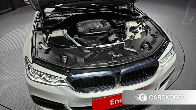 BMW 5 Series (G30) id 4708592 из Кореи 29
