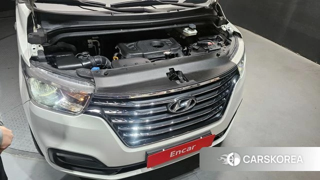 Hyundai The New Grand Starex id 4232342 из Кореи 26