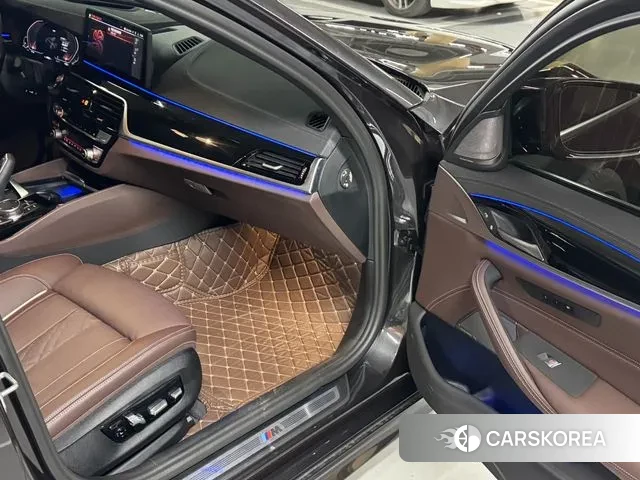 BMW 5 Series (G30) id 3472341 из Кореи 16