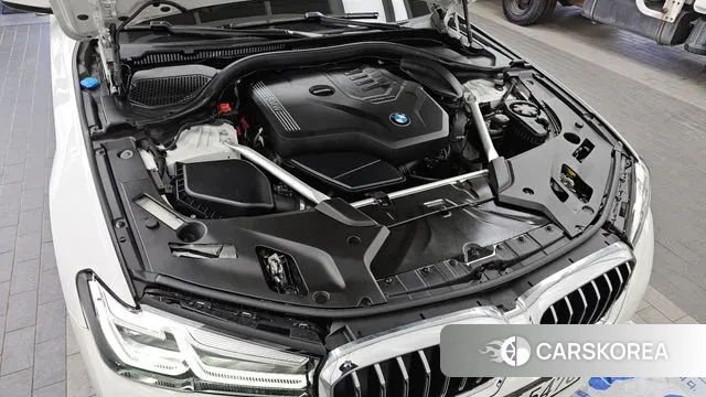 BMW 5 Series (G30) id 3487598 из Кореи 16