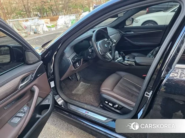 BMW 5 Series (G30) id 3458981 из Кореи 7